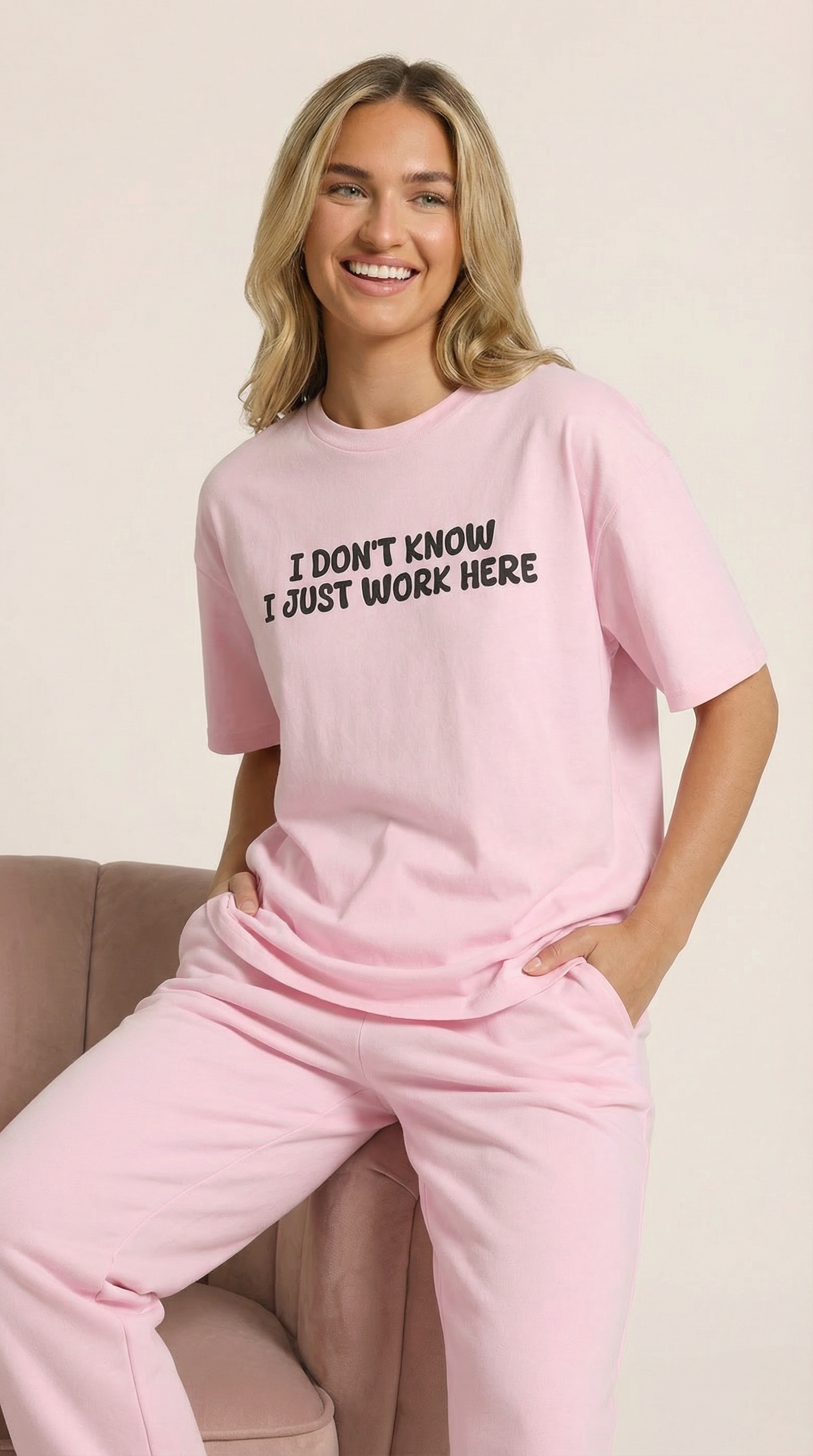 I Don't Know I Just Work Here T-shirt